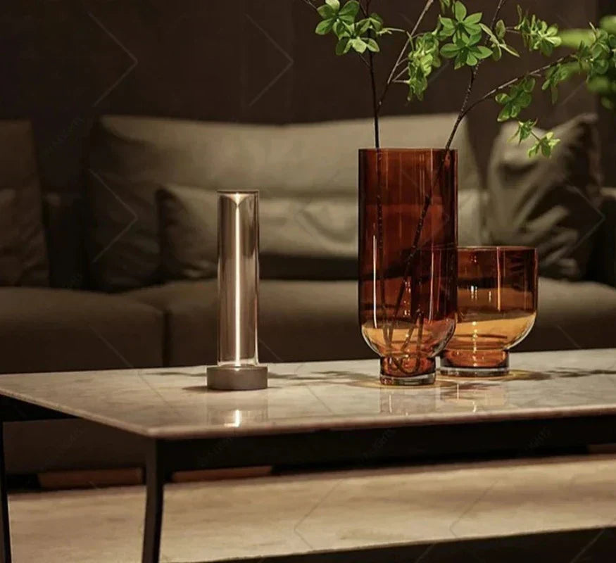 LumoTouch – Lampada da tavolo nera dimmerabile con controllo touch e design LED moderno