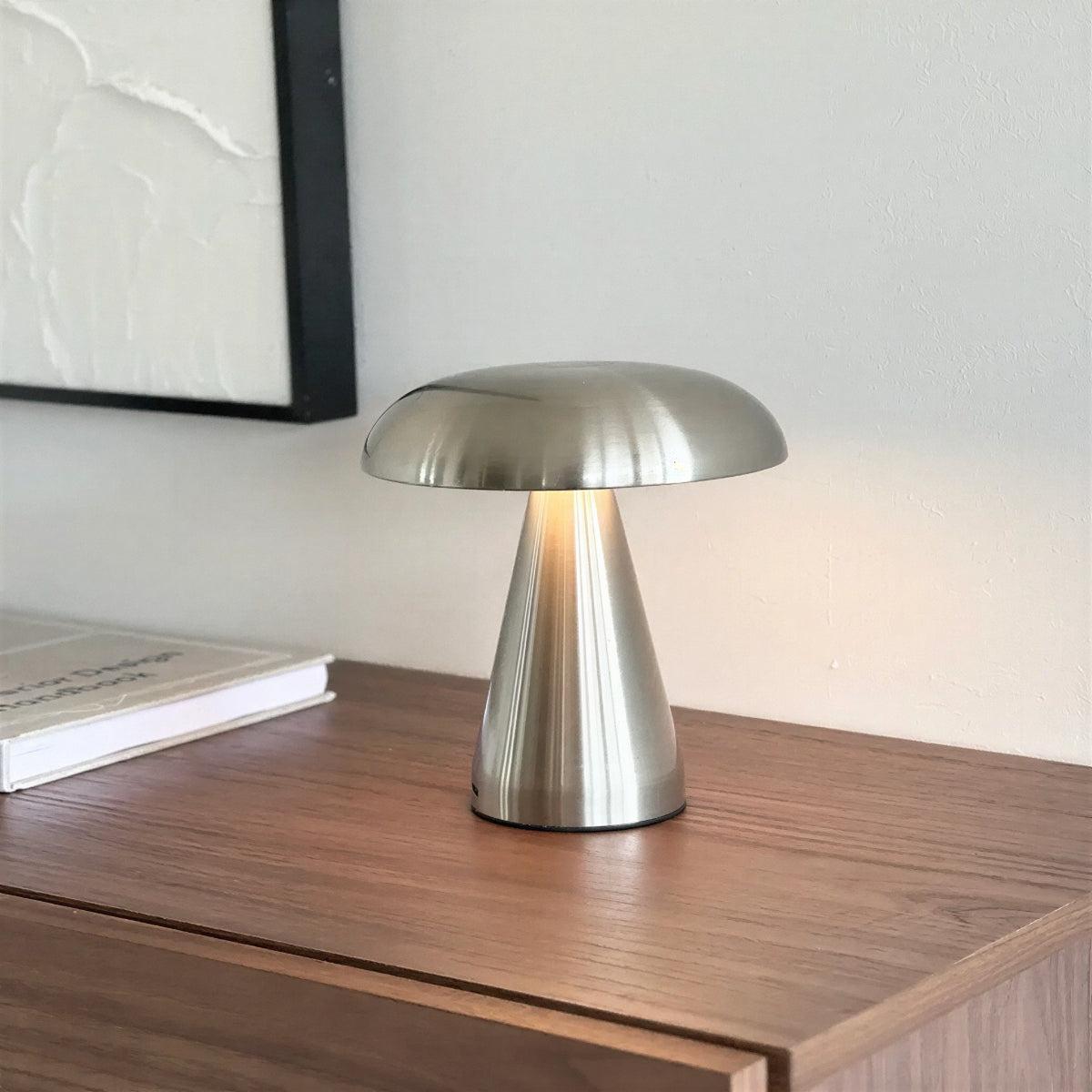 Lampada da Tavolo in Stile Vintage a Forma di Fungo con Illuminazione Calda