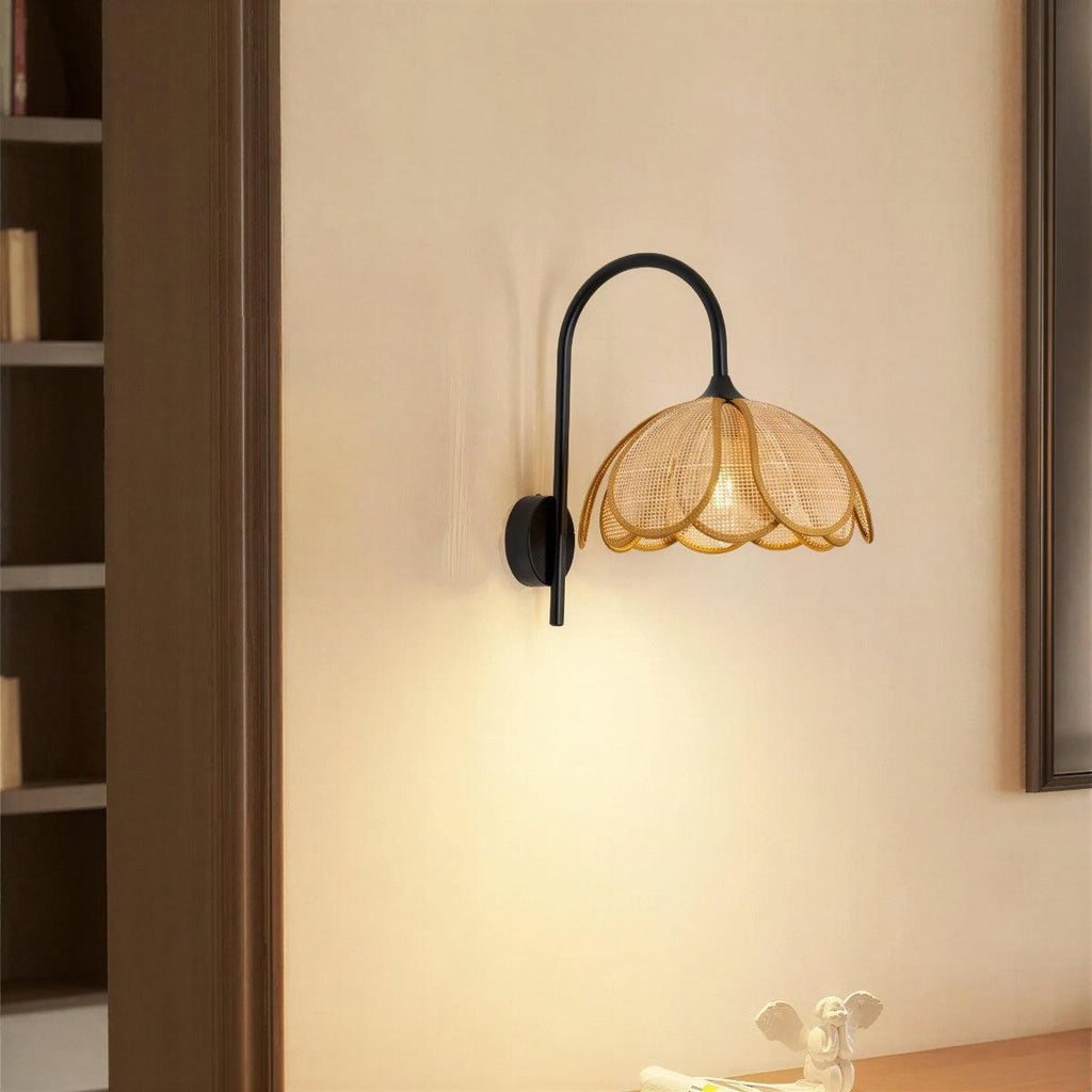 Applique da Parete con Design in Rattan Bloom