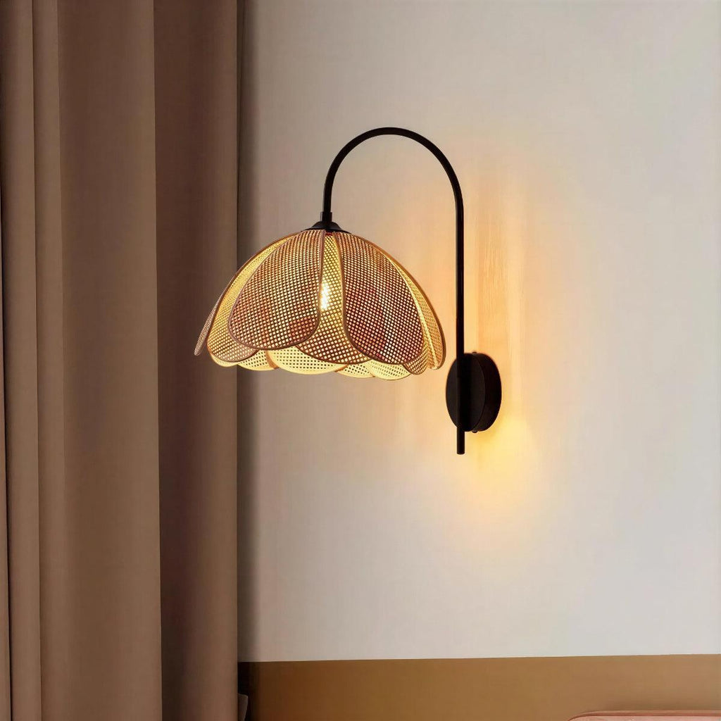 Applique da Parete con Design in Rattan Bloom