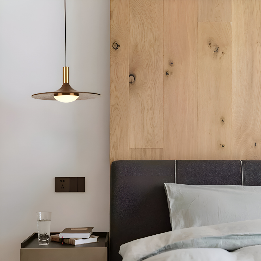 Noci – Lampada a Sospensione Nordica in Legno Rotondo con Illuminazione LED