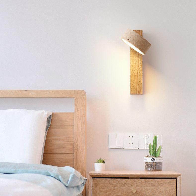 Lampada da Parete in Travertino nella Tonalità Avorio