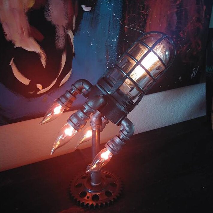 Lampada a razzo Steampunk