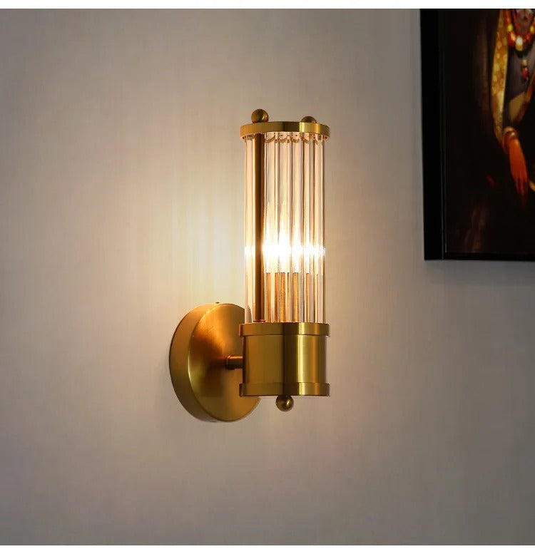 Lampada da Parete in Ottone e Cristallo per Interni Eleganti