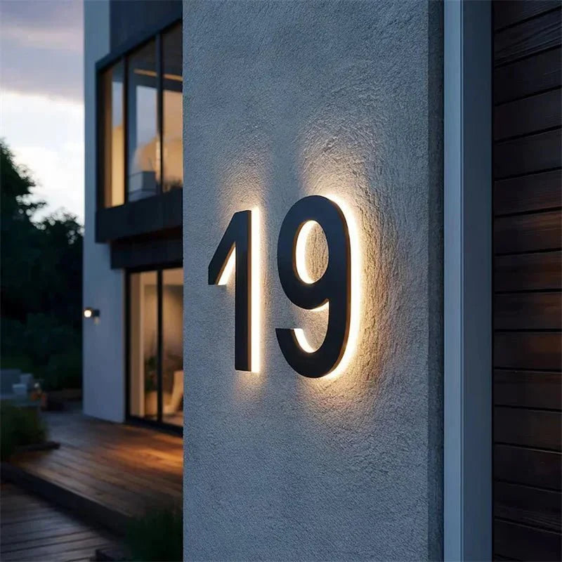 ADDRGLOW – Numeri civici LED personalizzabili per case moderne