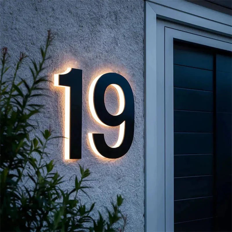 ADDRGLOW – Numeri civici LED personalizzabili per case moderne