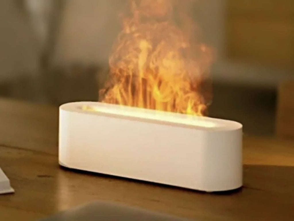 Umidificatore d'aria con effetto fiamma e diffusore di aromaterapia