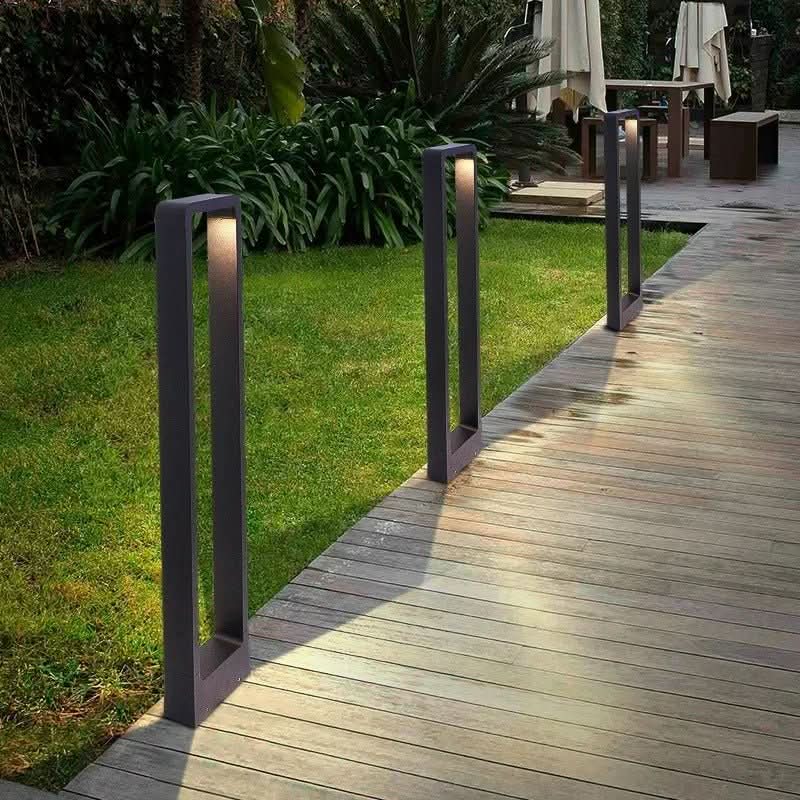 AquaGlow – Luce da Giardino a LED Impermeabile