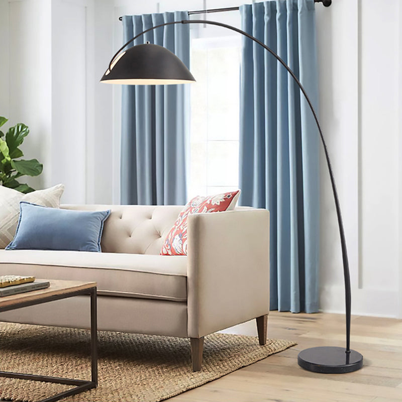 Lampada da Terra in Metallo Nero con Base Rotonda