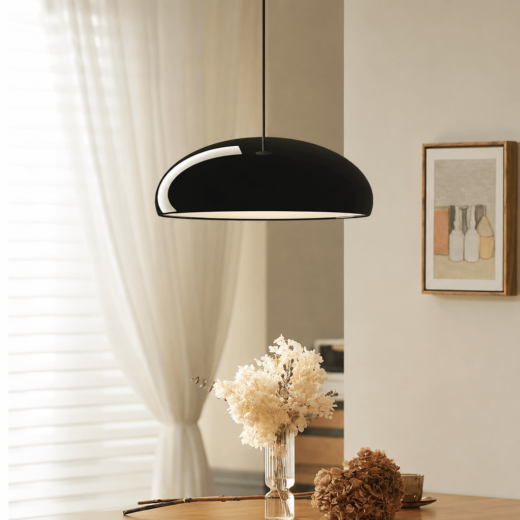 Lampada a sospensione Bauhaus con paralume a semisfera lucido