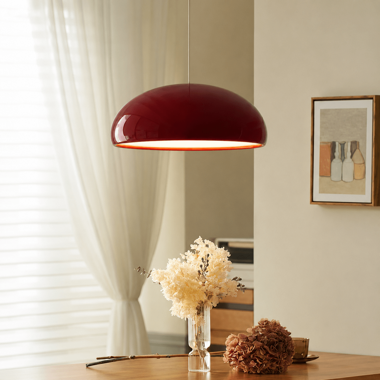 Lampada a sospensione Bauhaus con paralume a semisfera lucido