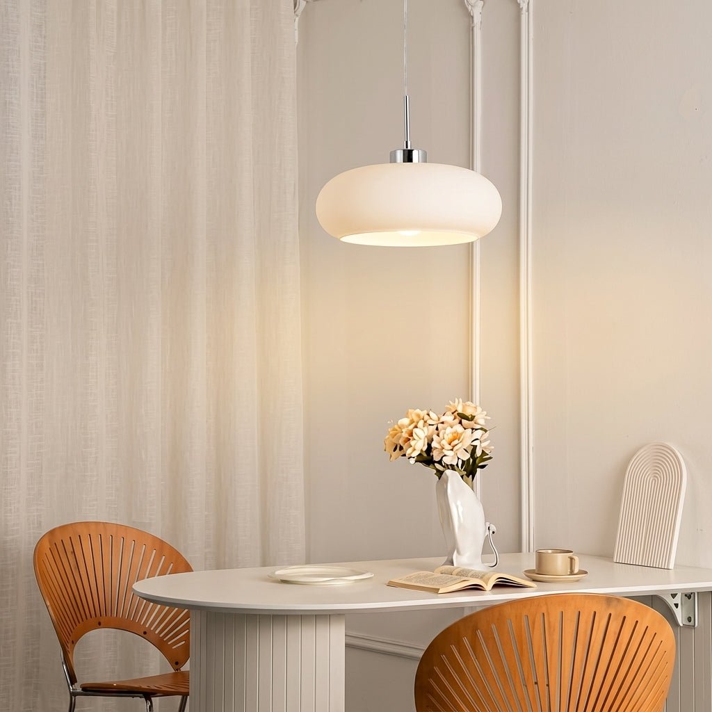 Lampada a sospensione Bauhaus con paralume a cupola rotonda