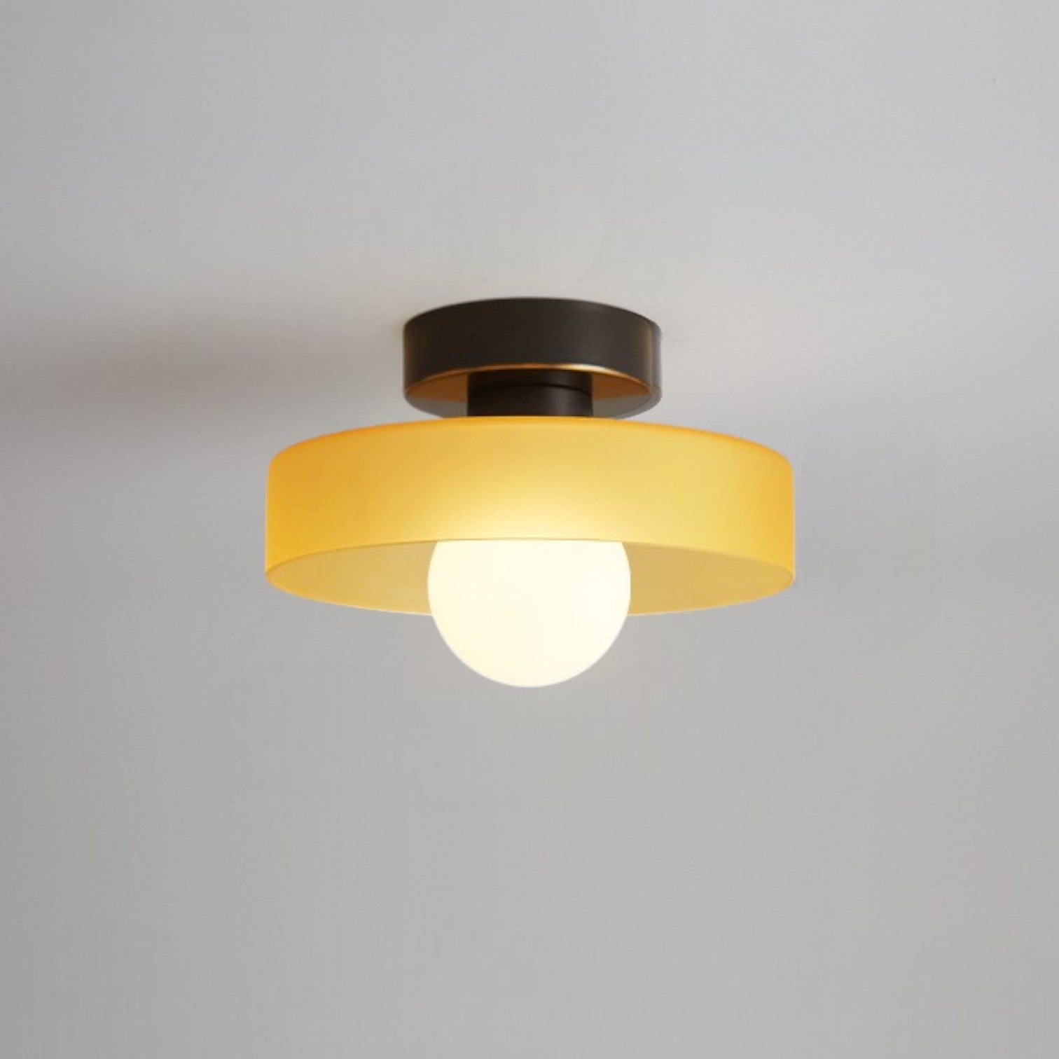 Lampada da soffitto Bauhaus in vetro design moderno