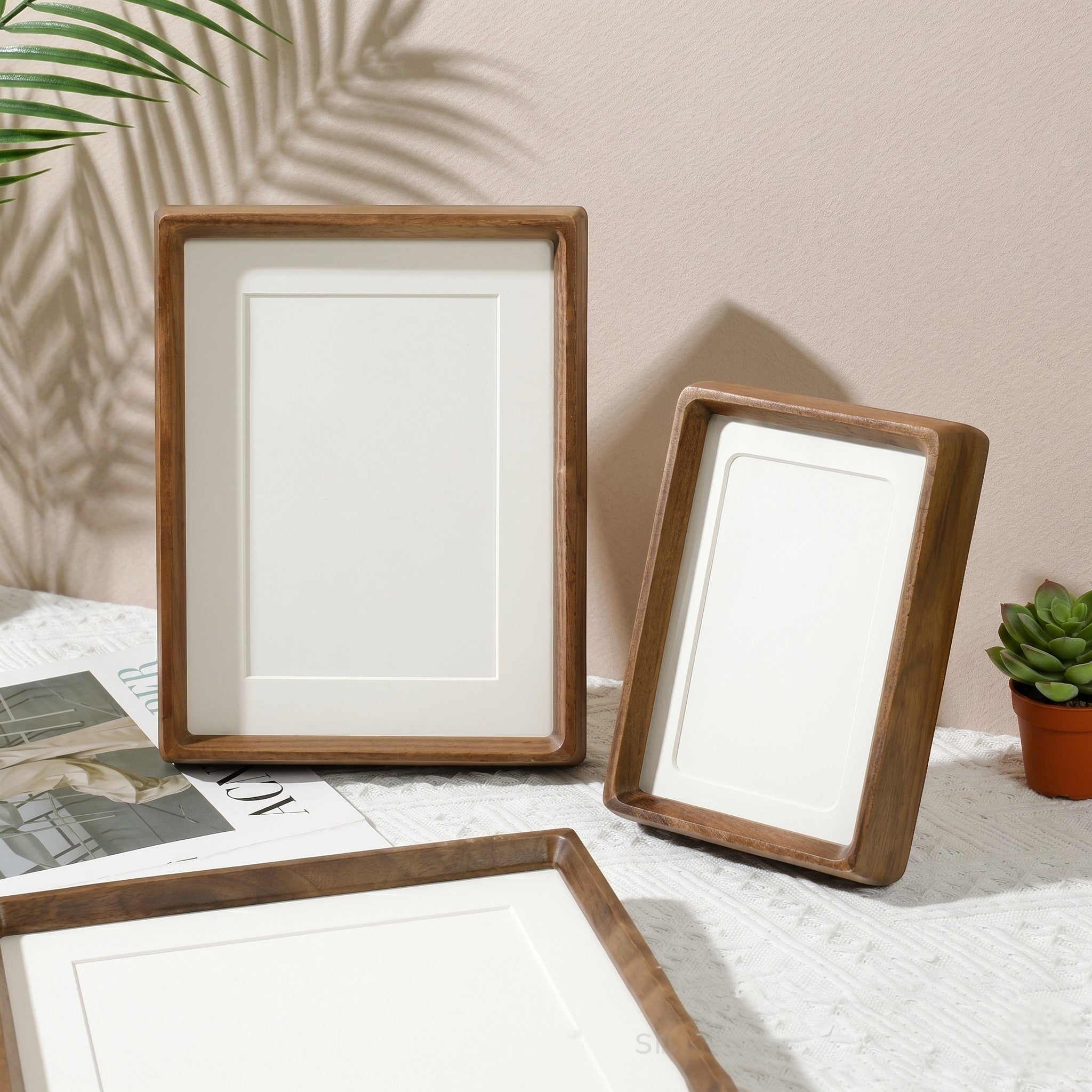 Cornici minimaliste in legno