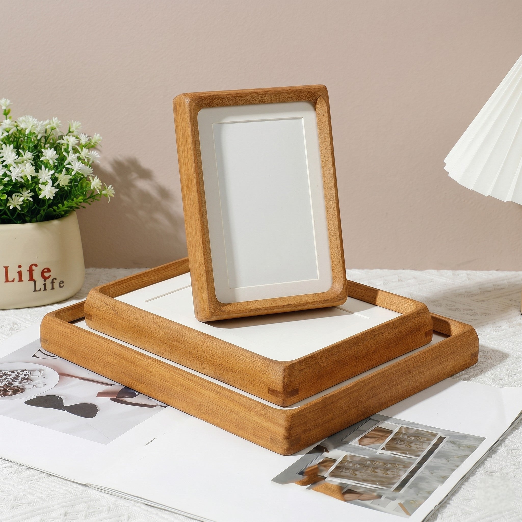 Cornici minimaliste in legno