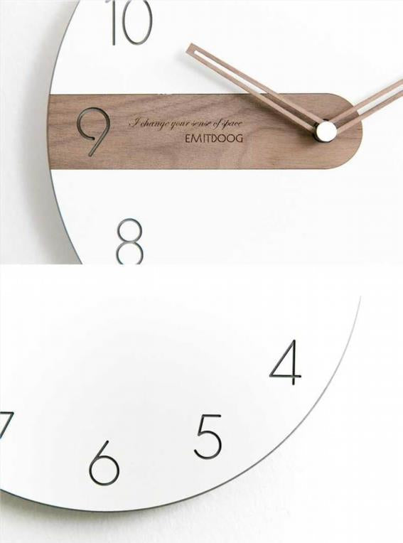 Orologio da Parete Scandinavo Classico con Accento in Legno