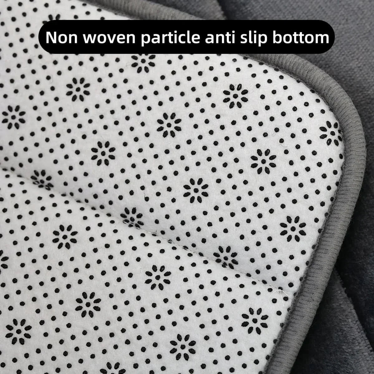 TAPPETO IN VELLUTO CORALLO – Tappeto da Bagno Morbido con Design Antiscivolo per Comfort e Sicurezza
