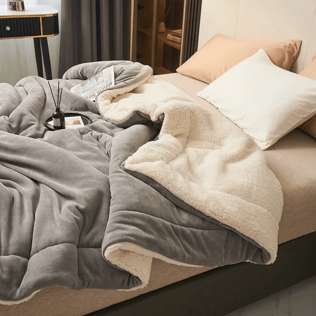 CozyLuxe – Coperta in Pile Lussuosa per il Massimo Comfort