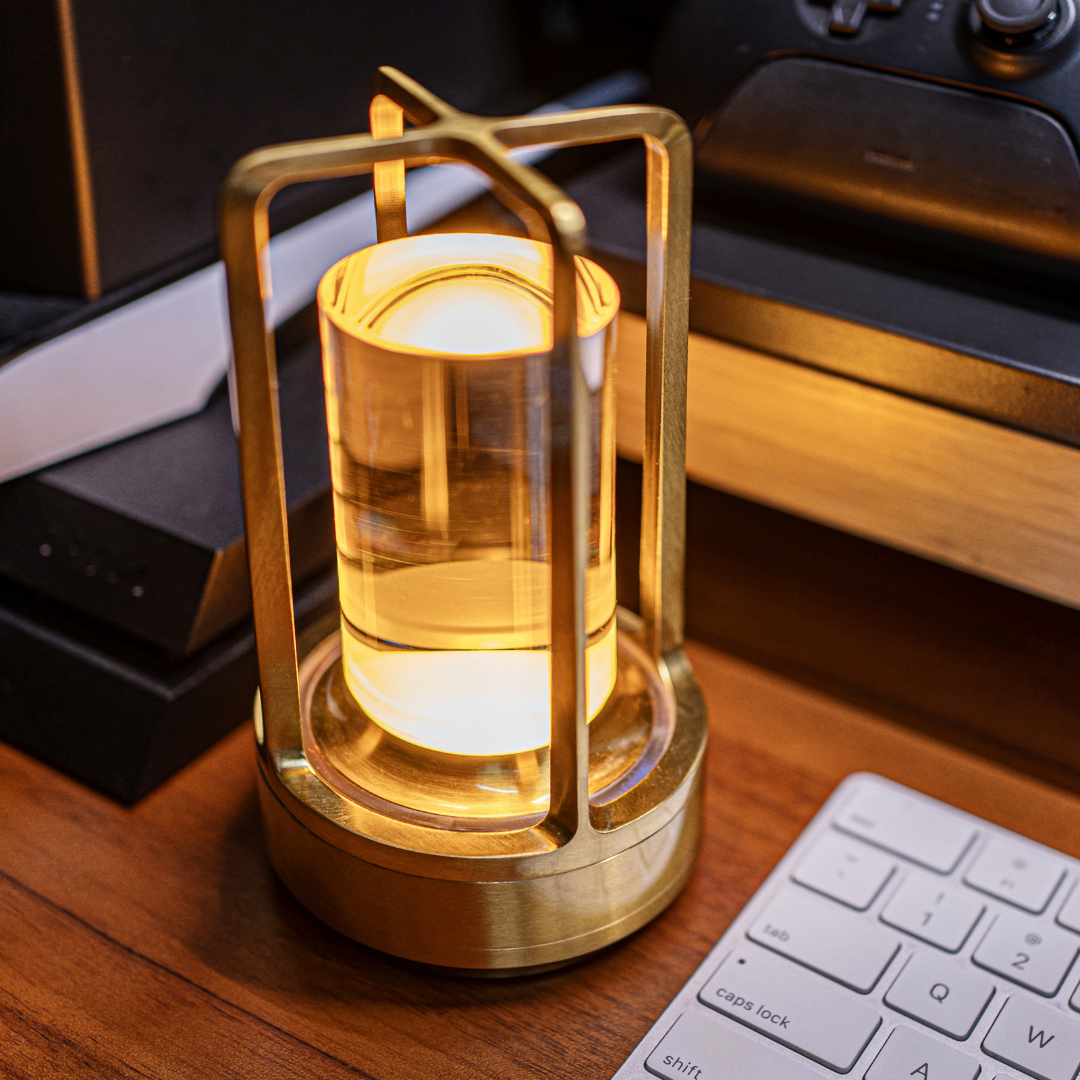 Crystal Lantern LED Wireless Lamp with USB Charging Port