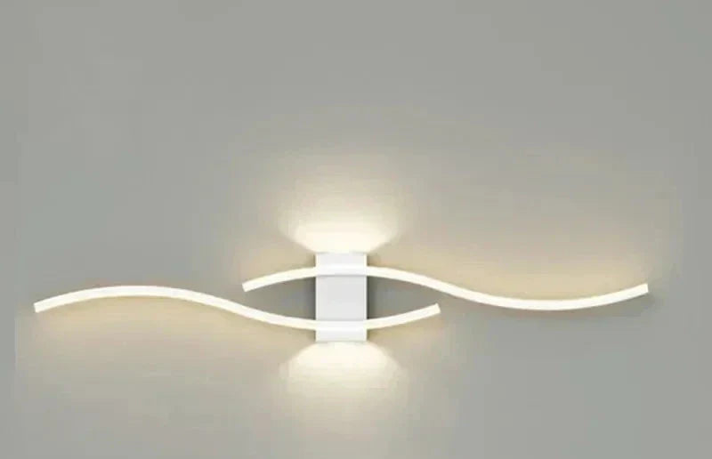 Moderna Applique LED – Design a Onde, Stile Minimalista | Brehn
