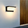 Lampada da parete esterna Pikka con sensore di movimento – Lampada a LED da esterno a risparmio energetico per giardini e ingressi