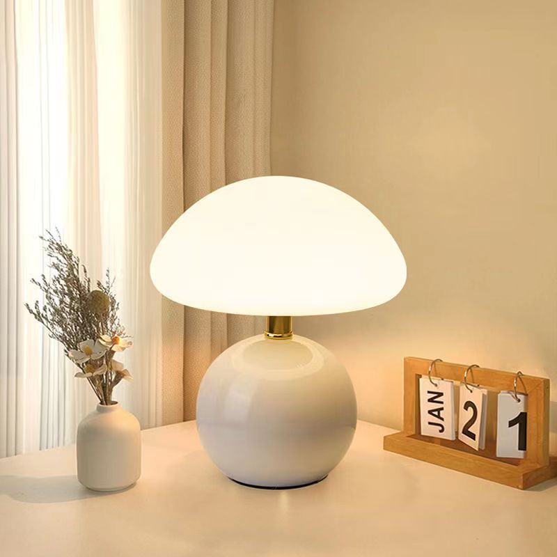 Lampada da Tavolo a Fungo in Crema Francese con Colori LED Regolabili