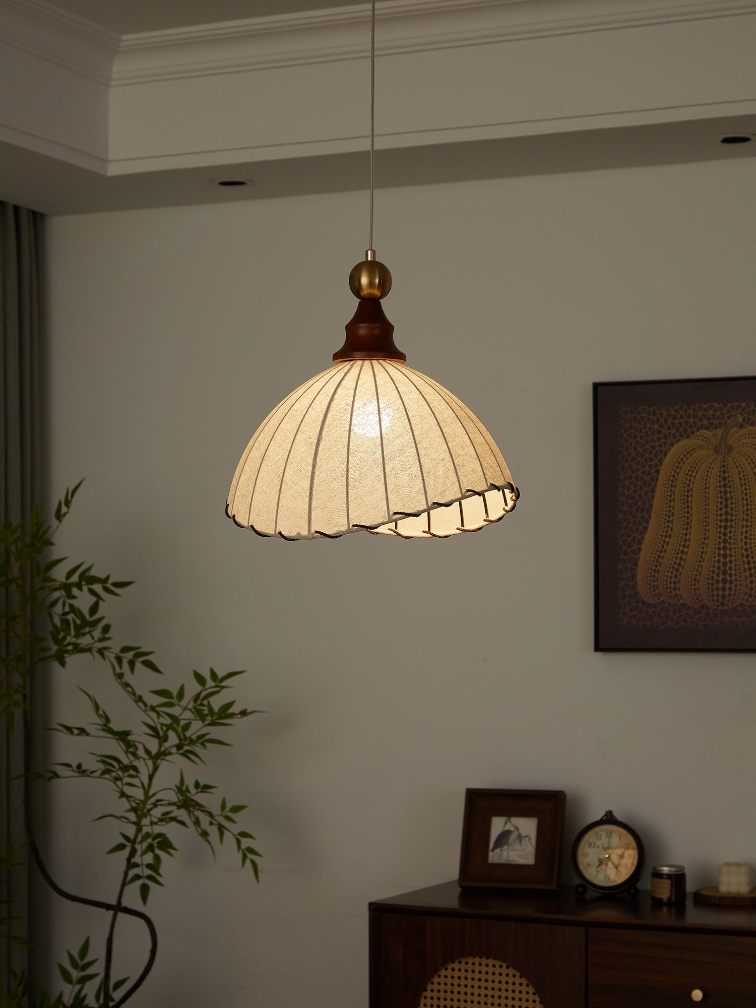 Elegant Eldora Pendant Light - Timeless Design