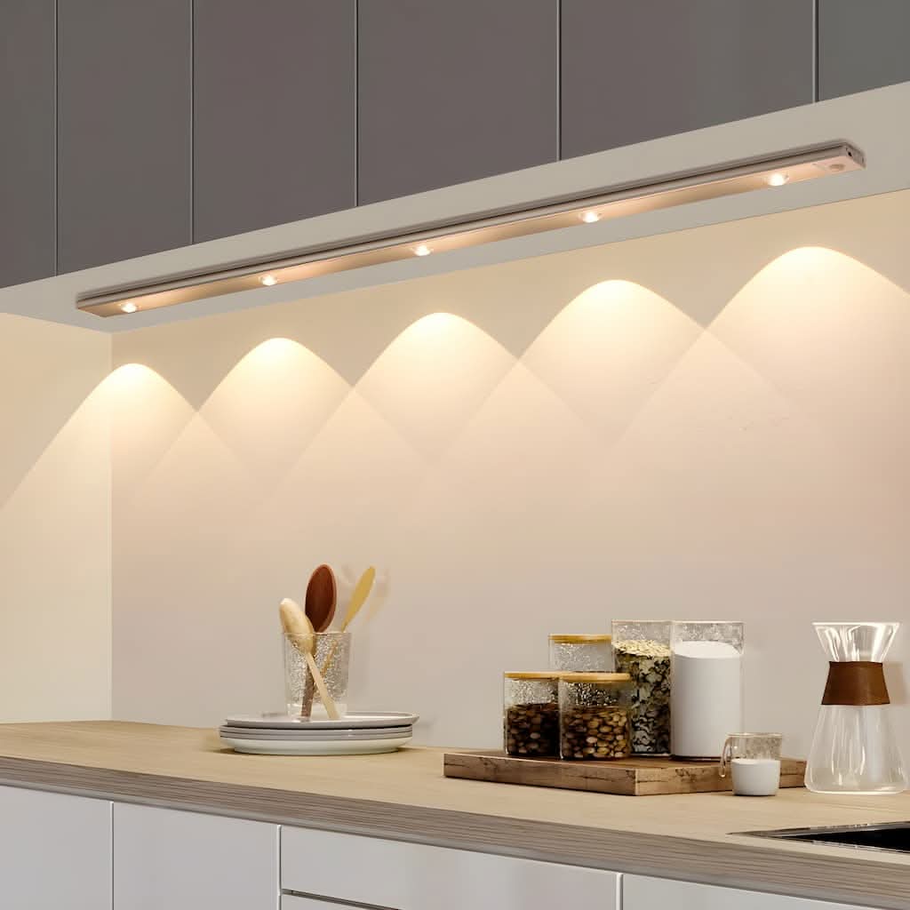 Luce Smart LED Wireless Dimmerabile con Sensore di Movimento