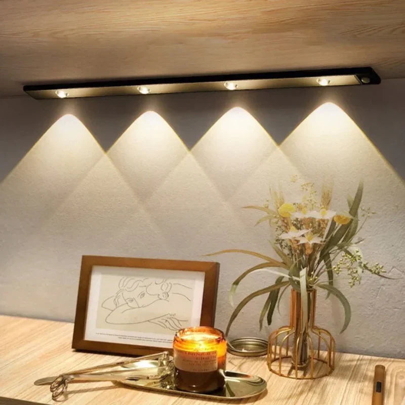 Luce da cabinet di lusso senza cavi - LumiLux