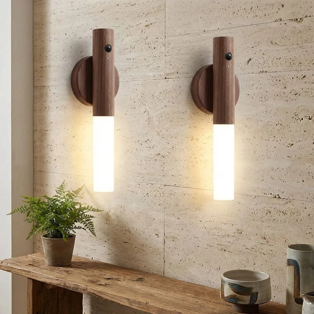 Lampada da Parete Magnetica in Legno per un'Ambiente Calda