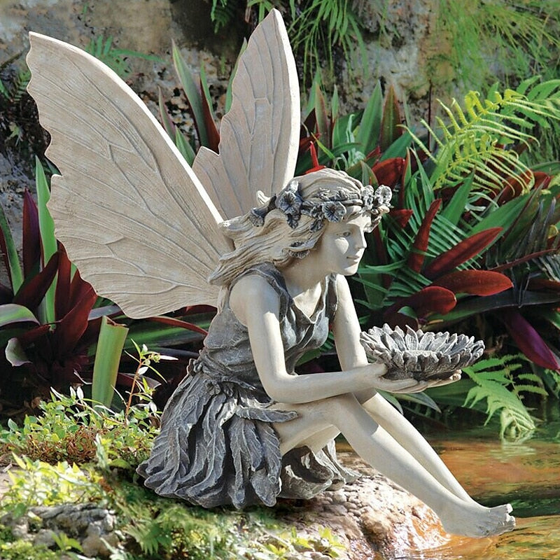 Statua della Fata del Giardino