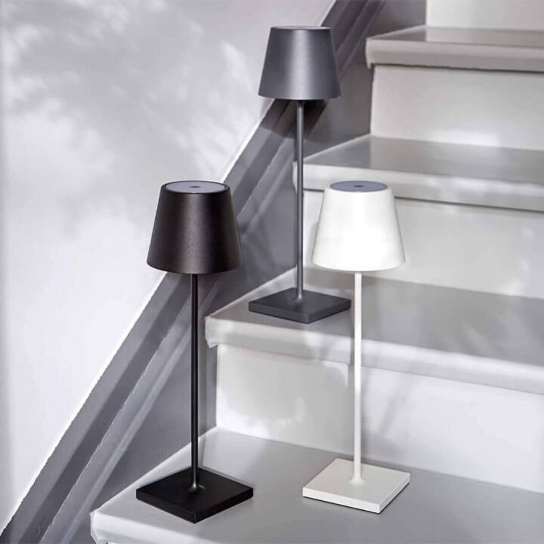 Lampada da tavolo wireless 2025 con dimmer touch