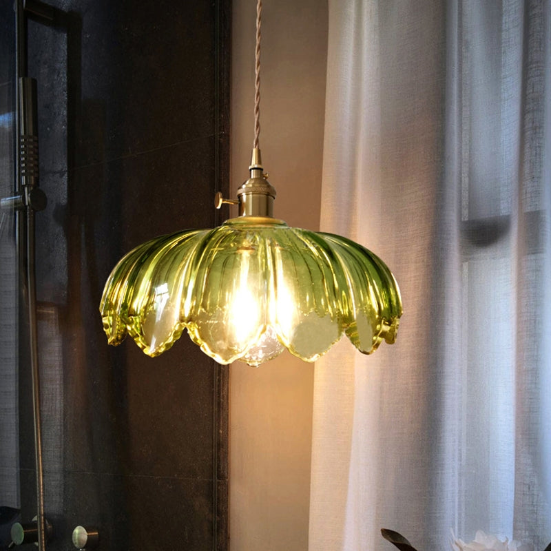 Luce in vetro che incanta per i dettagli!