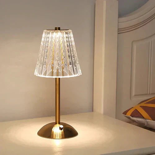 Lampada da Tavolo Elegante con Attivazione Touch e Finitura Oro