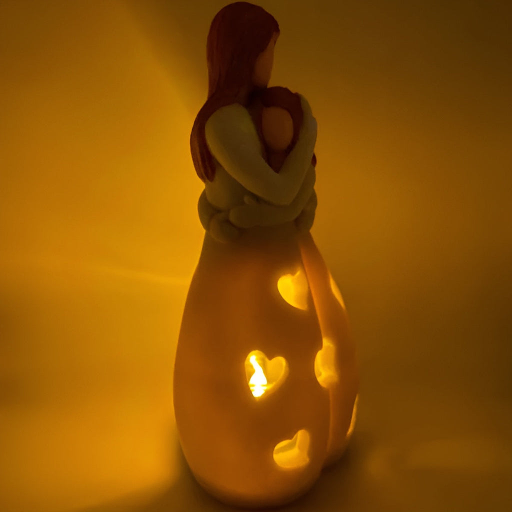 Figura di Madre e Figlia Abbracciante Porta Candela Flickering - LoveGlow