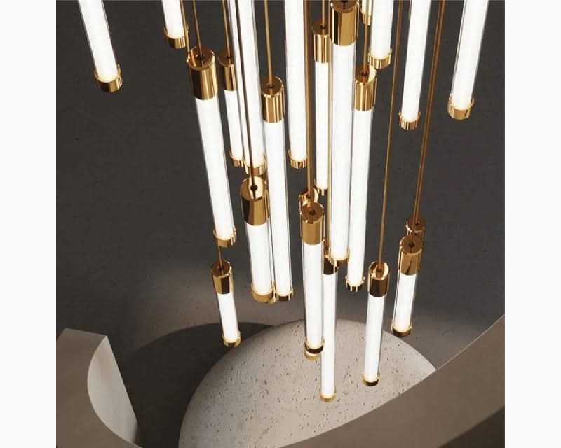 Candelabro LED Oro per Scale – Lampada a Sospensione Moderna