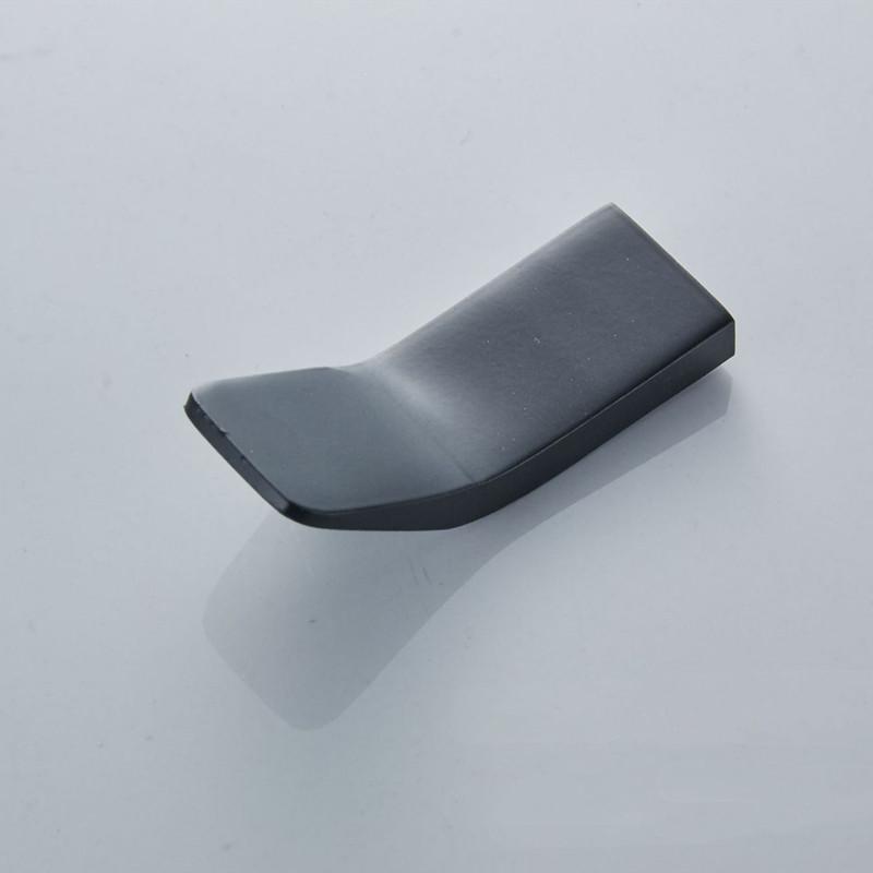 Ganci da Parete Dorati – Eleganti Ganci in Ottone per Corridoio e Camera da Letto