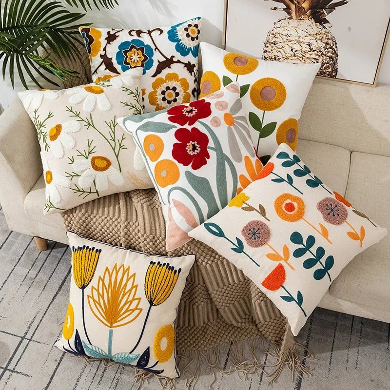 Somi | Copricuscino Ricamato in Cotone Canvas per Divano, Letto e Poltrona