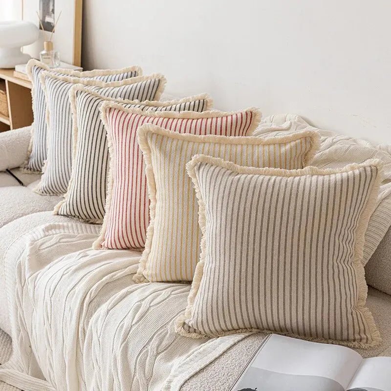 Meli | Copricuscino Jacquard con Bordo Arricciato Bianco in Misto Cotone per Divano, Letto e Poltrona
