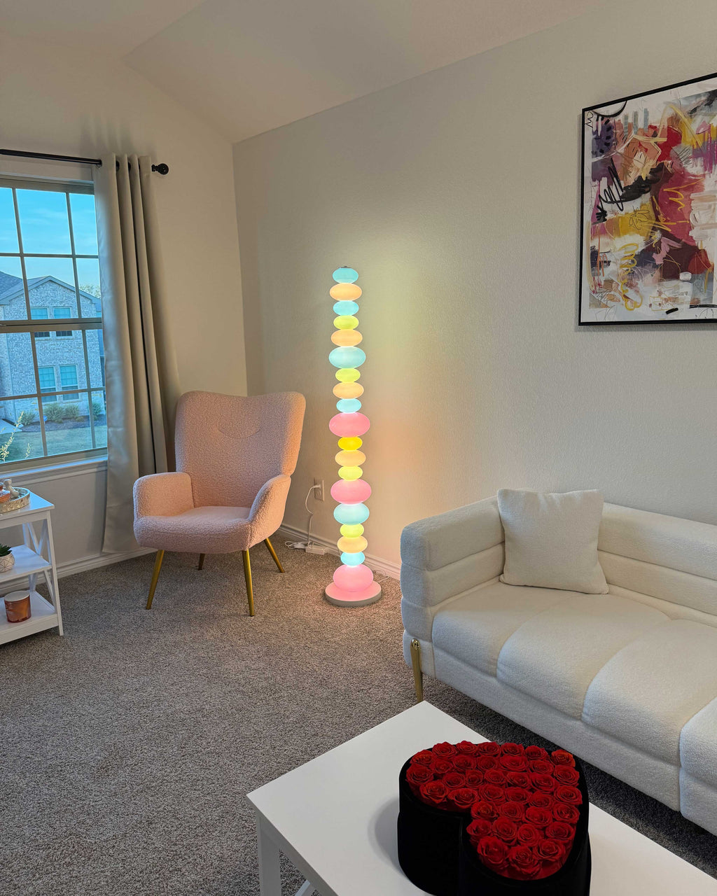 Avenora | Lampada da Terra Scultorea con LED da 2400lm per Soggiorni Moderni