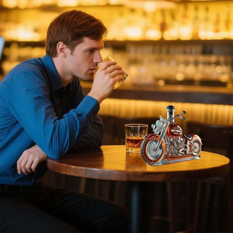 Decanter per Whiskey a Forma di Moto Harley per il Bar di Casa