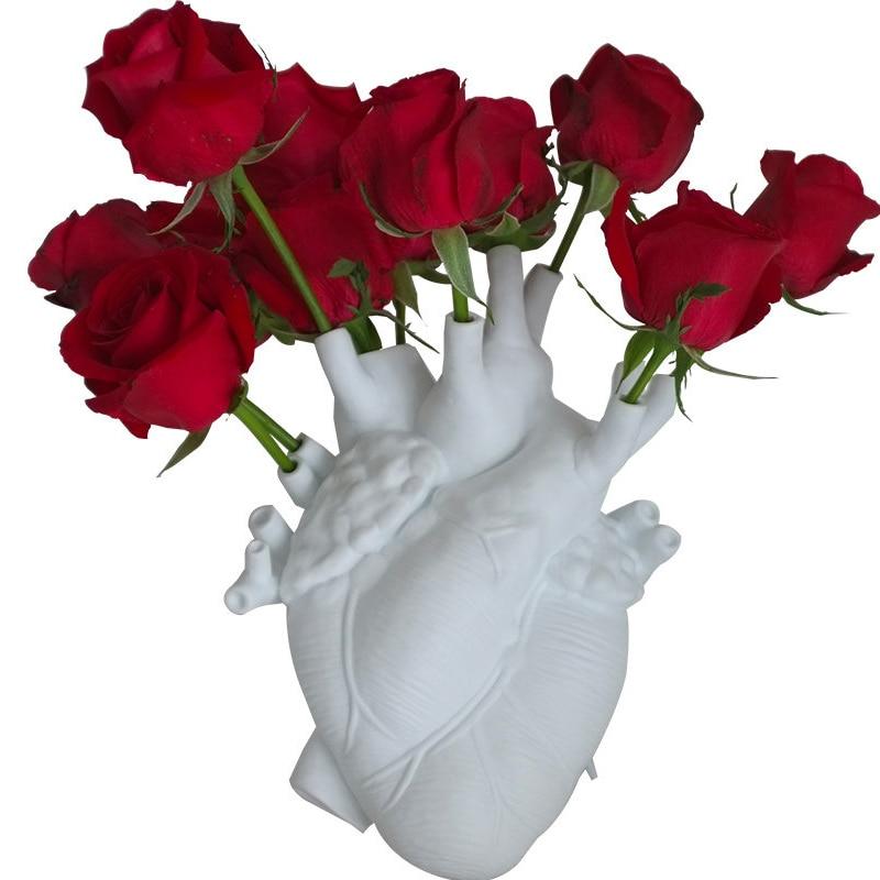 Vaso a Forma di Cuore Creativo – Artistico e Stile per Ogni Interno