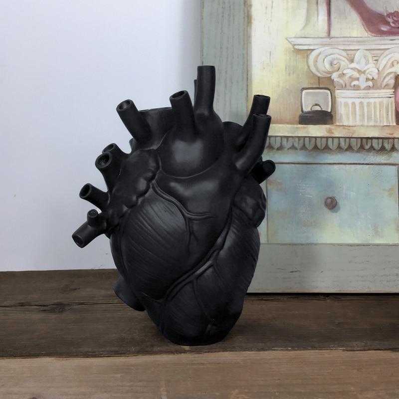 Vaso a Forma di Cuore Creativo – Artistico e Stile per Ogni Interno