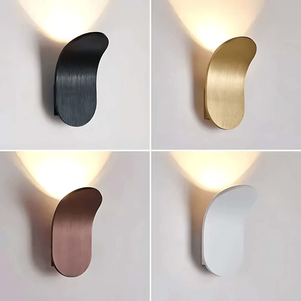 Seluna | Applique Metallica Curva con LED Integrato per Illuminazione Interna Calda