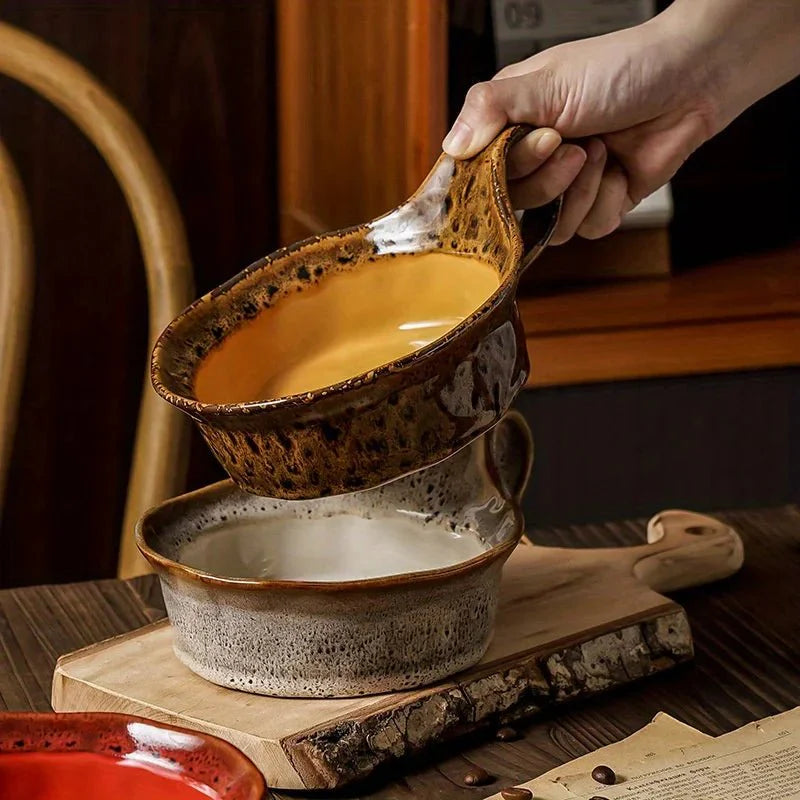 Ciotola da zuppa in ceramica con manico