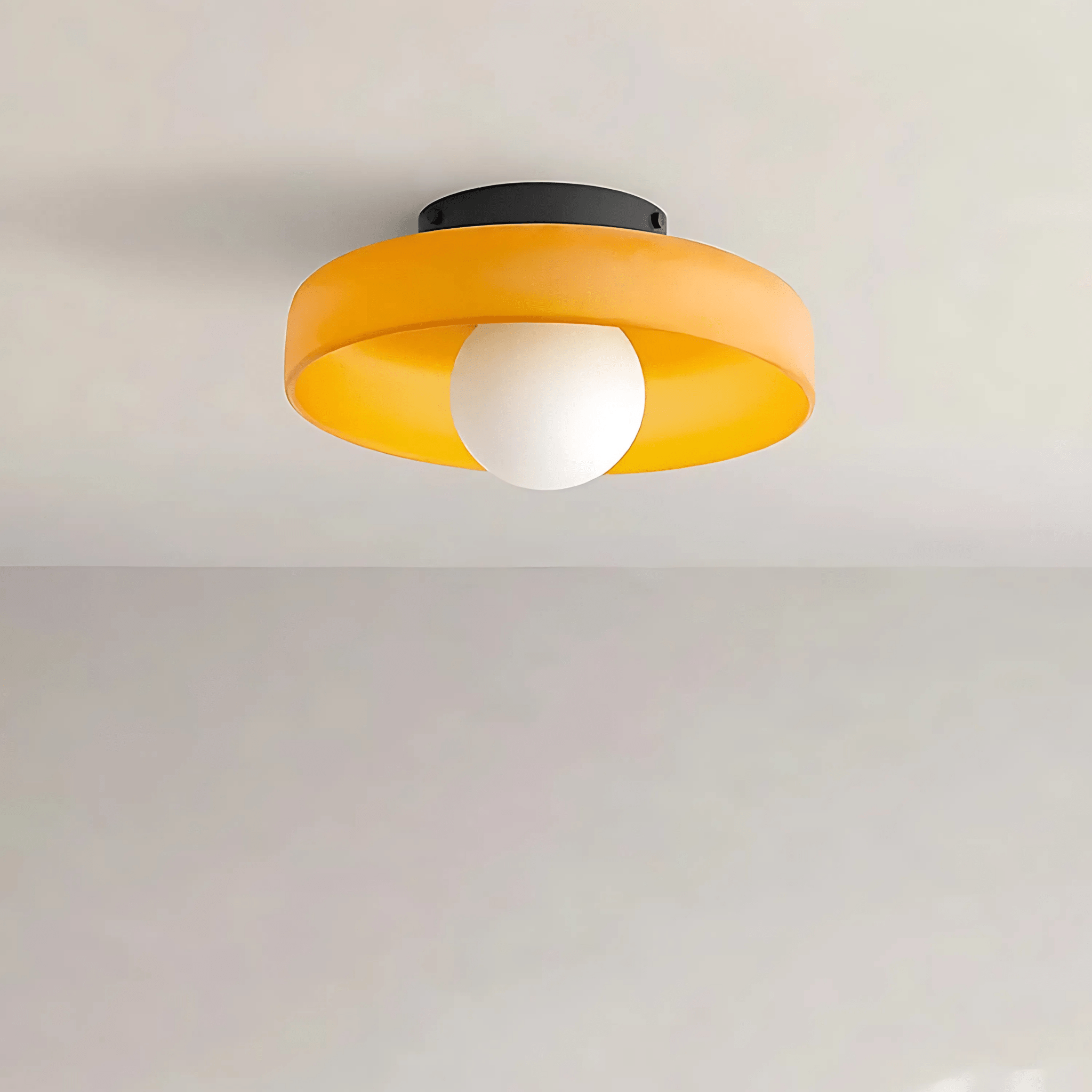 Avenya | Lampada da parete e soffitto in vetro con luce soffusa per soggiorni e camere da letto