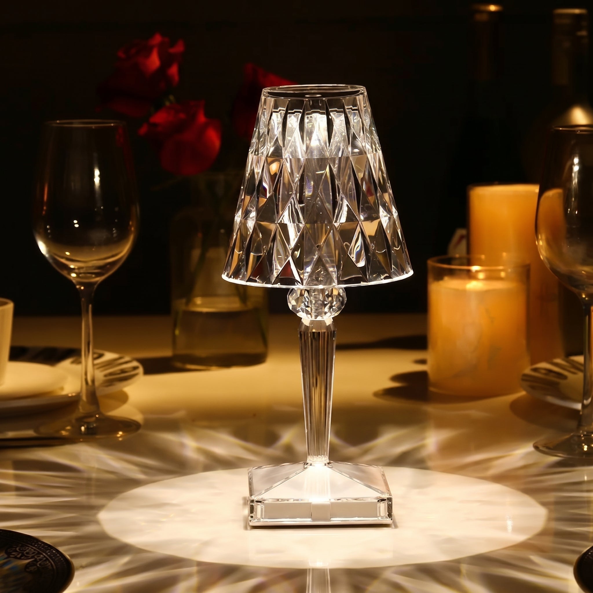 Lampada da Tavolo a Forma di Diamante con Base Quadrata