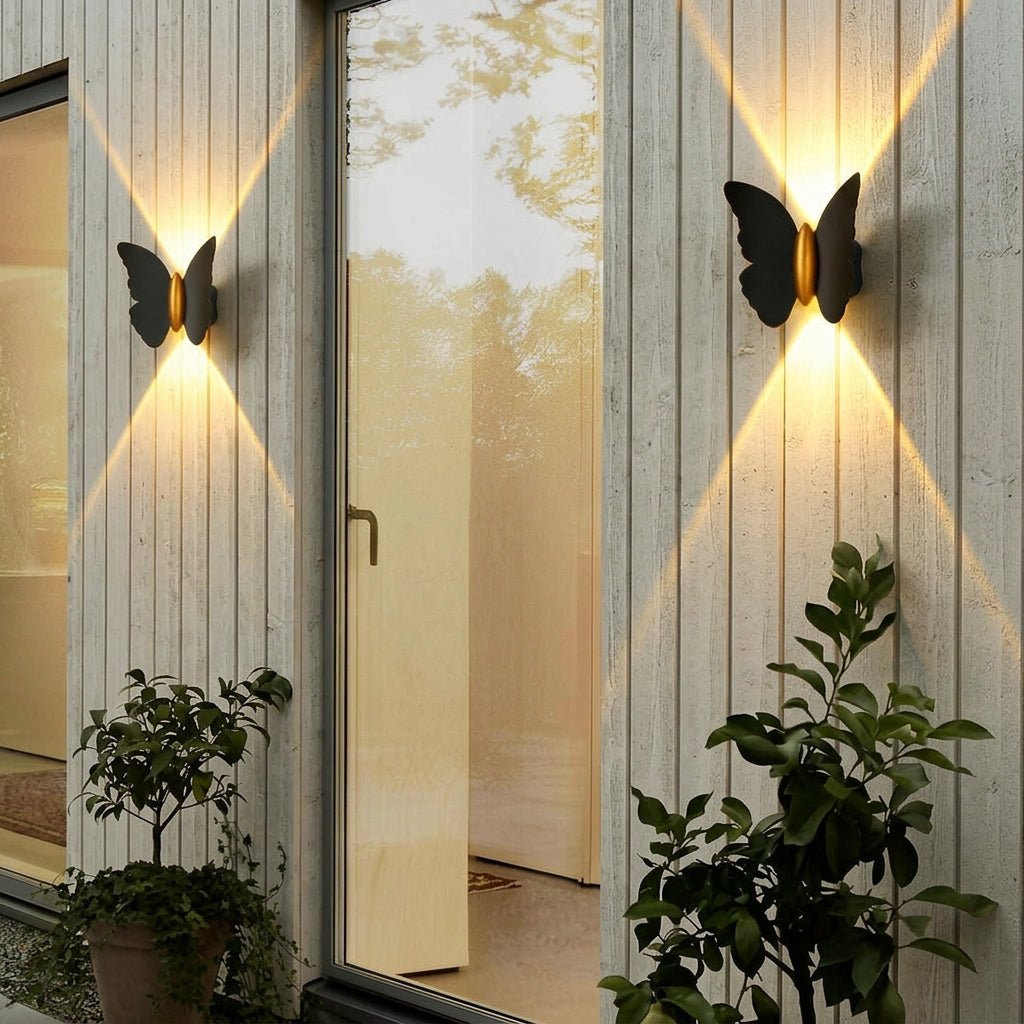 Lampada da parete esterna LED in forma decorativa