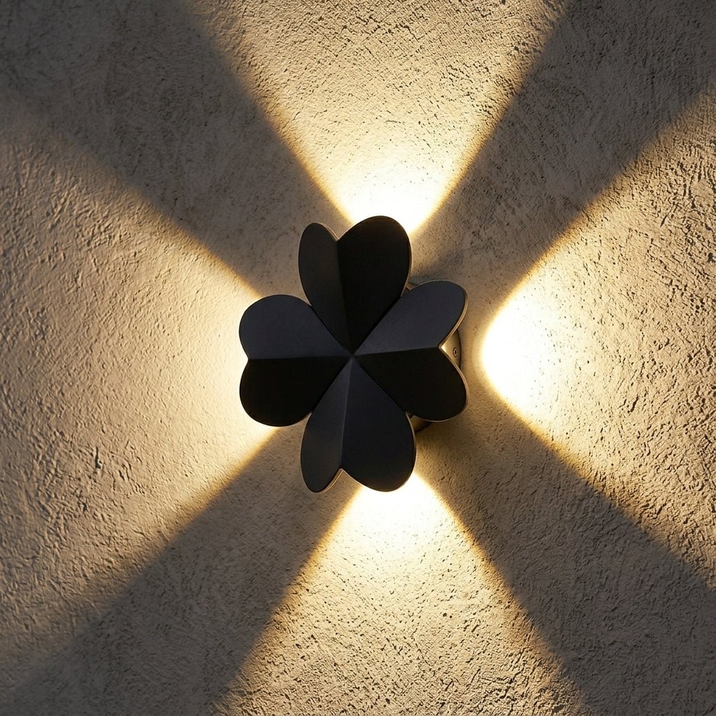 Lampada da parete esterna LED in forma decorativa