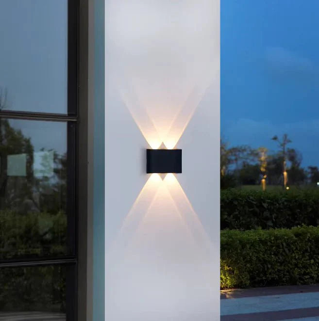 Lampada da Parete LED Esterna e Interna con Design Minimalista